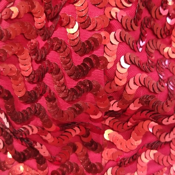 Red Sequin Glamour Hat Cap. - Picture 6 of 8